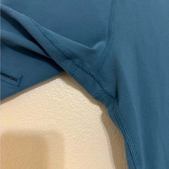 Alo Yoga Dash High Waist Leggings in Teal - Picture 7 of 10